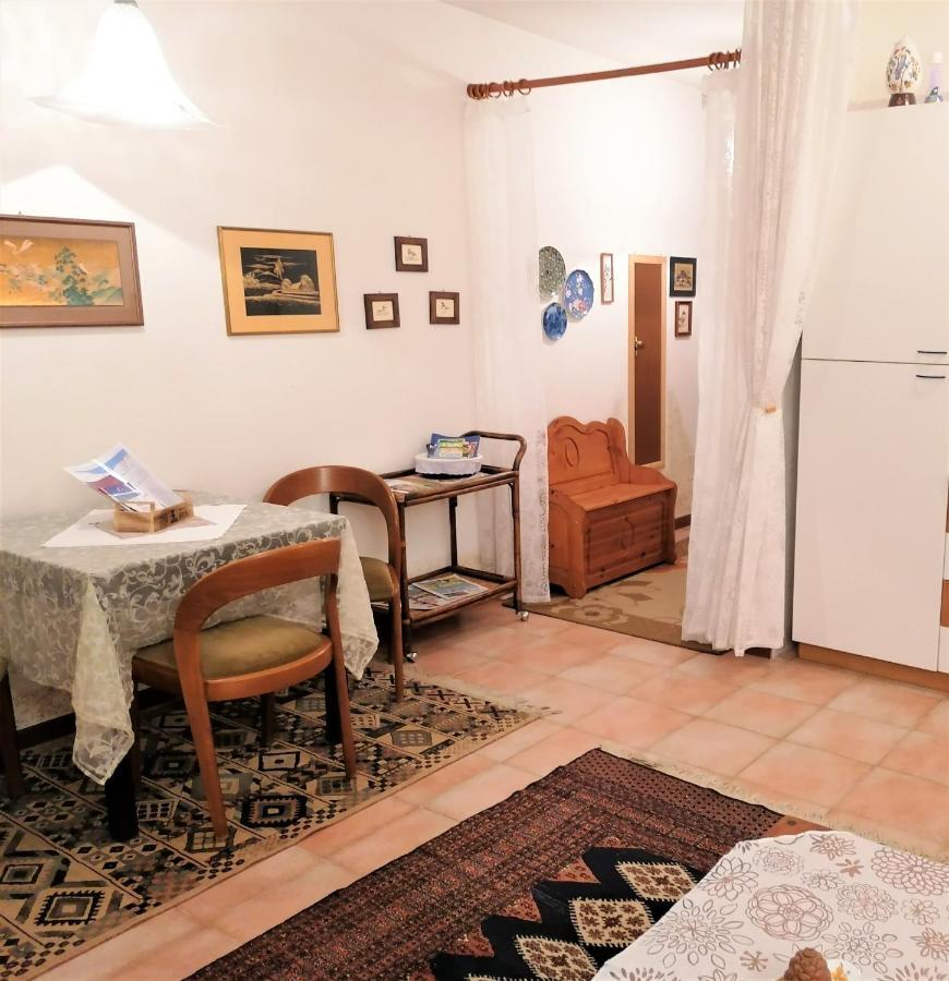 Casa Gisela Apartment *